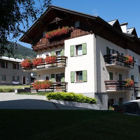 Casa Le Rondini Apartment Valdisotto Exterior foto