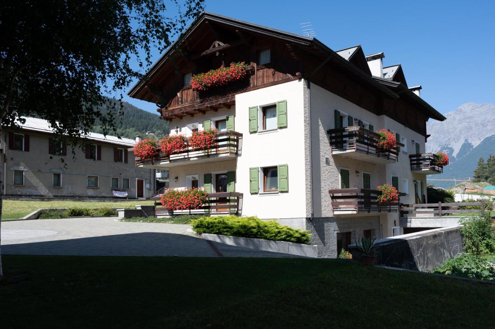 Casa Le Rondini Apartment Valdisotto Exterior foto